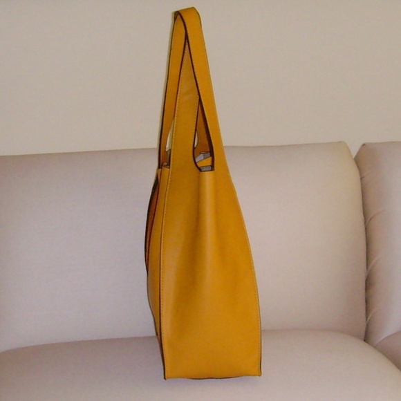 Lord & Taylor DESIGN LAB Satchel w/Double Handle Handbag LIKE NEW! - Picture 9 of 16